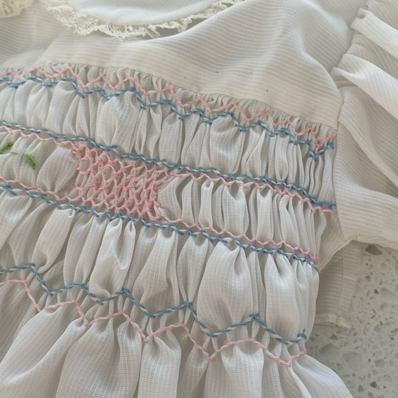VINTAGE BABYFAIR EATONS toddler dress embroidery white smocking - Picture 2 of 6